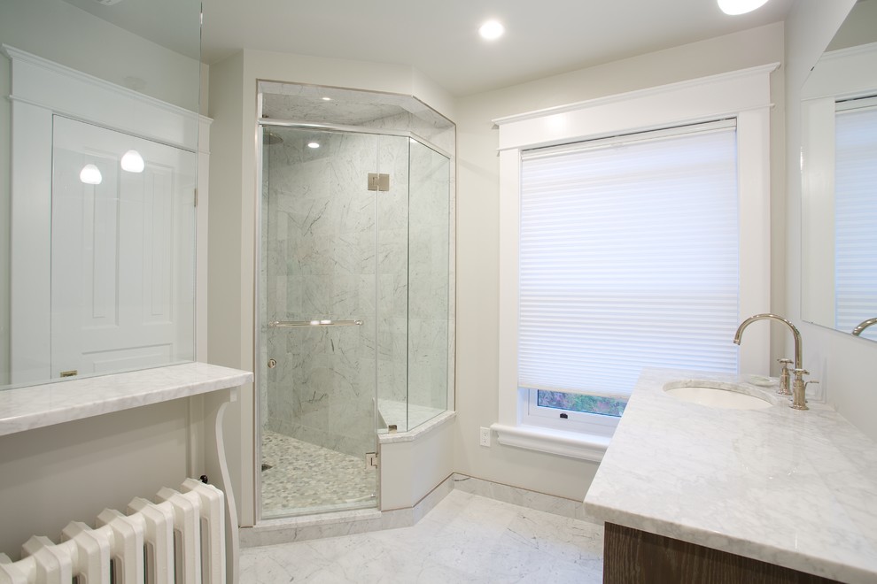 Updated Victorian, Guelph Traditional Bathroom Toronto by