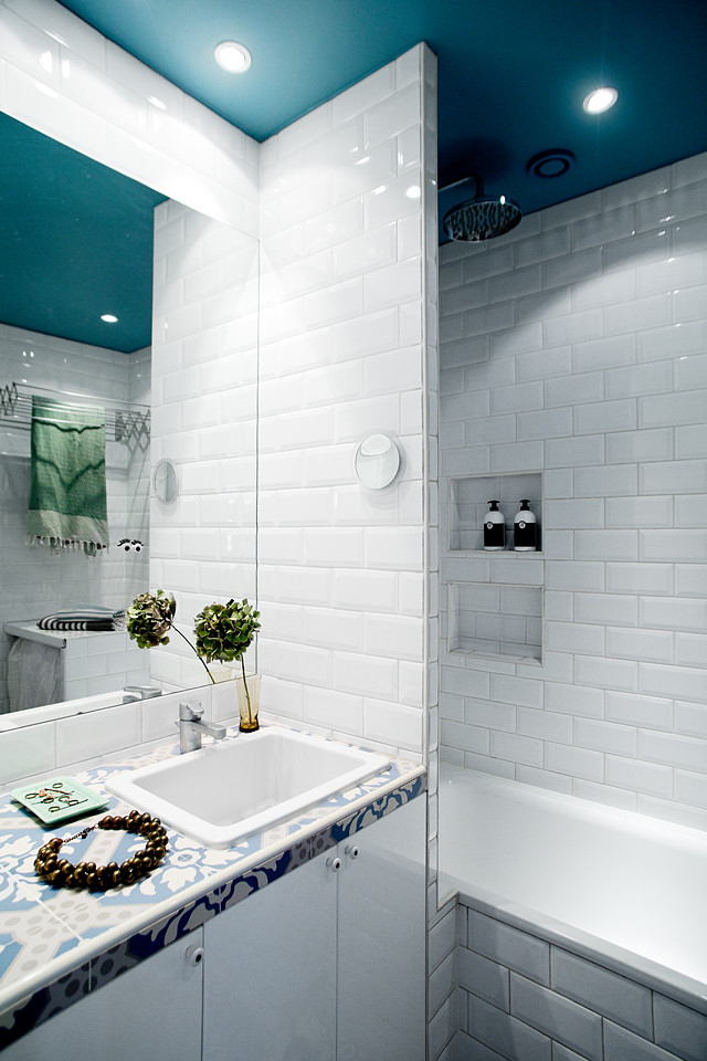 ストックホルムにあるエクレクティックスタイルのおしゃれな浴室の写真