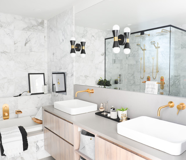 New This Week: 3 Bathrooms That Stylishly Mix Materials