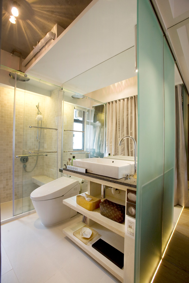 香港にあるコンテンポラリースタイルのおしゃれな浴室の写真