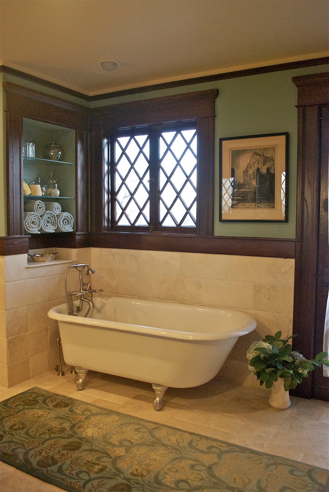Example of an arts and crafts bathroom design in New York