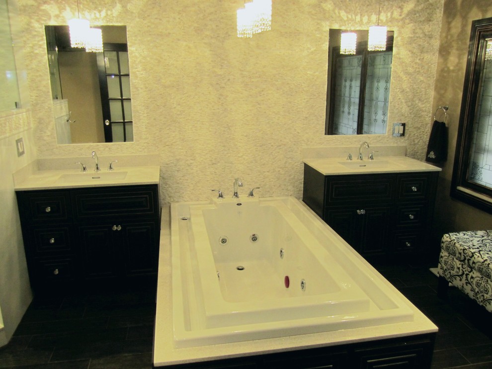 Bathroom - traditional bathroom idea in Orange County