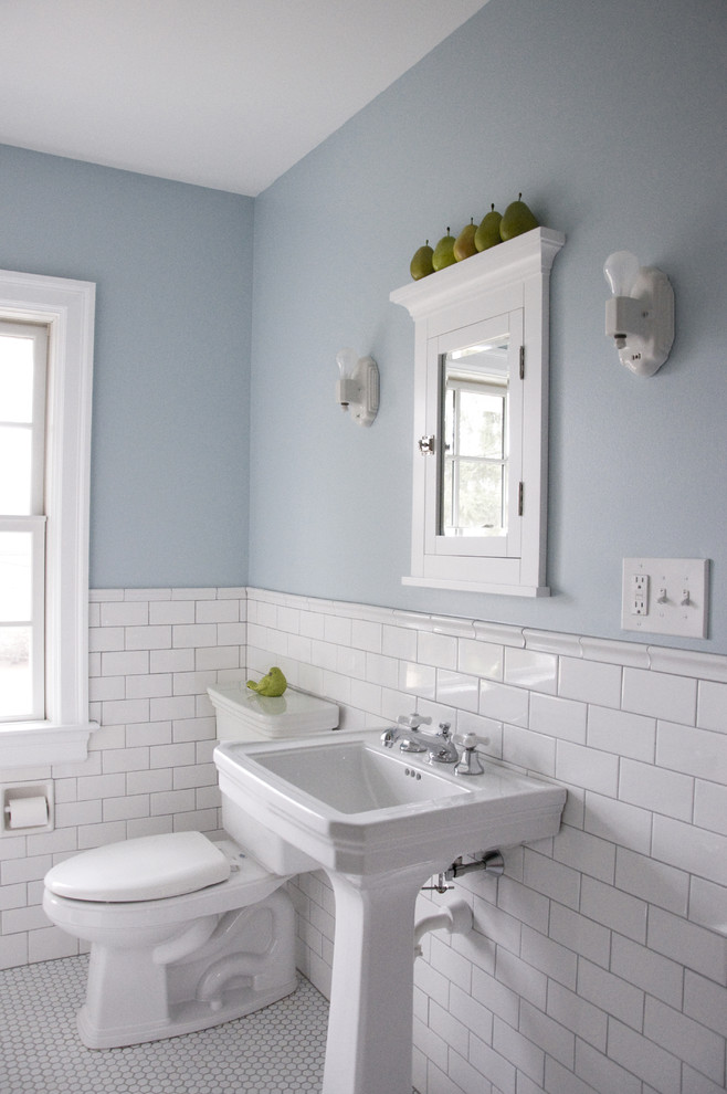 Inspiration for a timeless bathroom remodel in Philadelphia