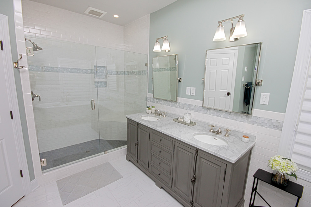 Example of a mid-sized ornate master white tile marble floor claw-foot bathtub design in Richmond with beaded inset cabinets, gray cabinets, green walls, an undermount sink and marble countertops
