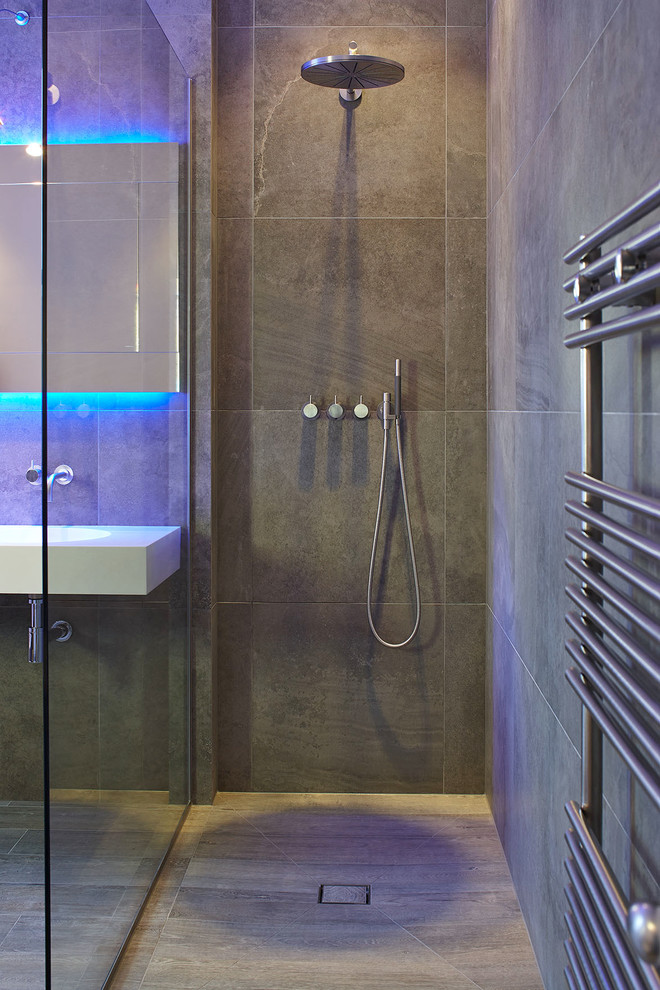 Design ideas for a large contemporary bathroom in London.