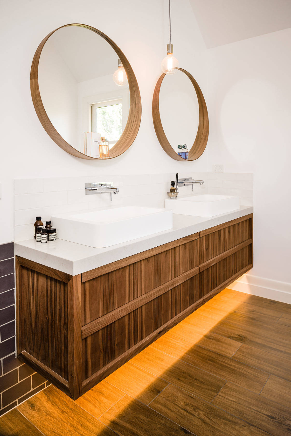 Round Bathroom Mirror Houzz