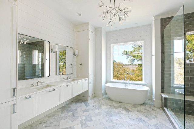 What to Know About Bathroom Chandeliers