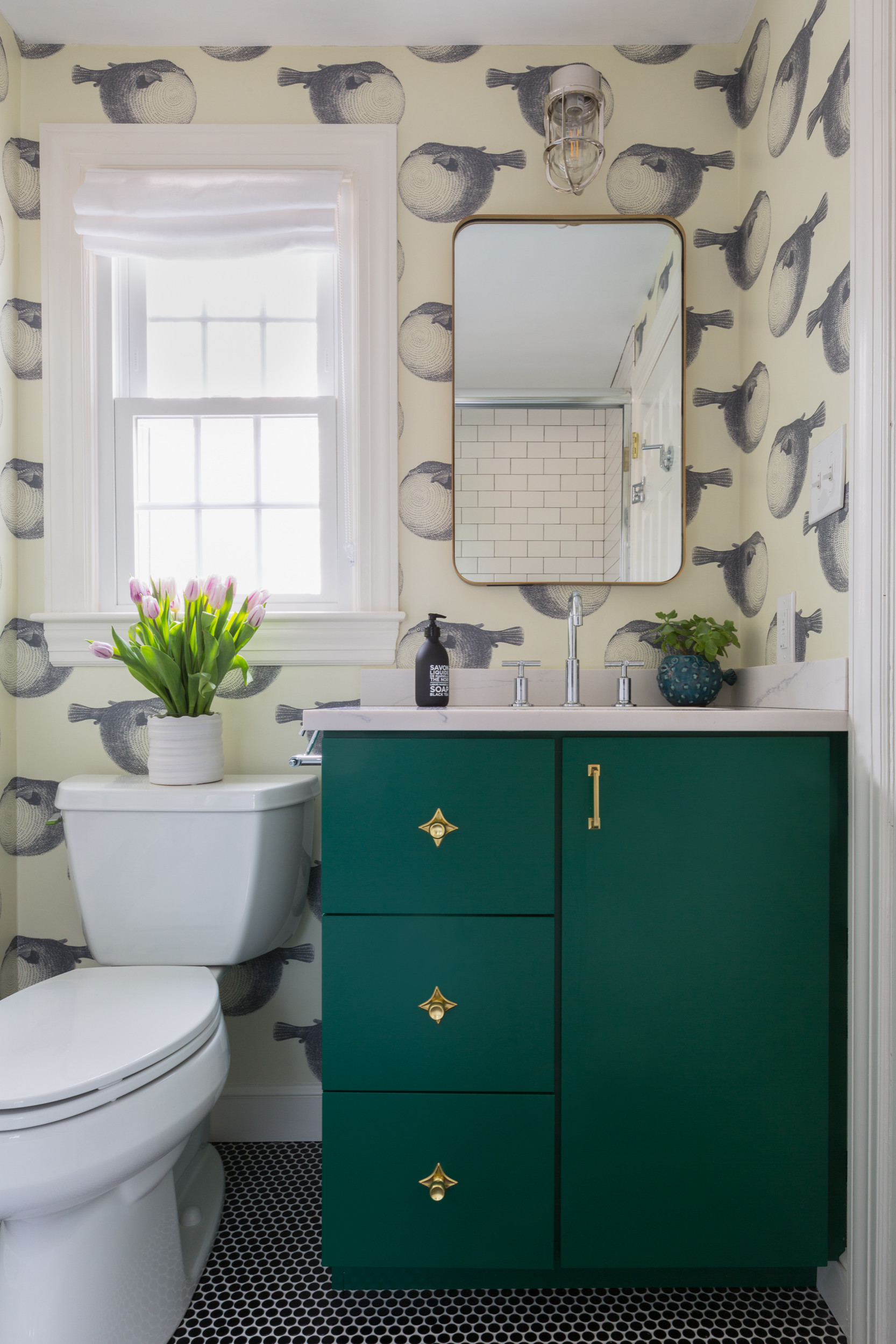 75 Beautiful Wallpaper Bathroom With Green Cabinets Pictures Ideas July 2021 Houzz