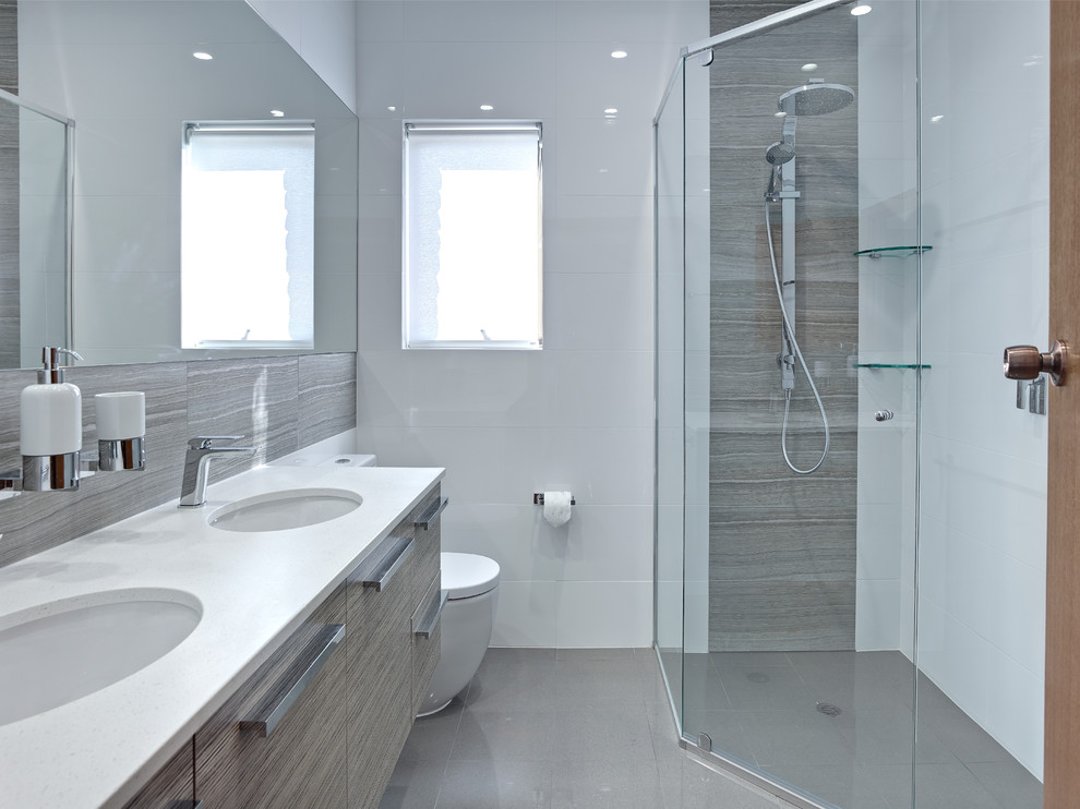Example of a minimalist bathroom design in Adelaide