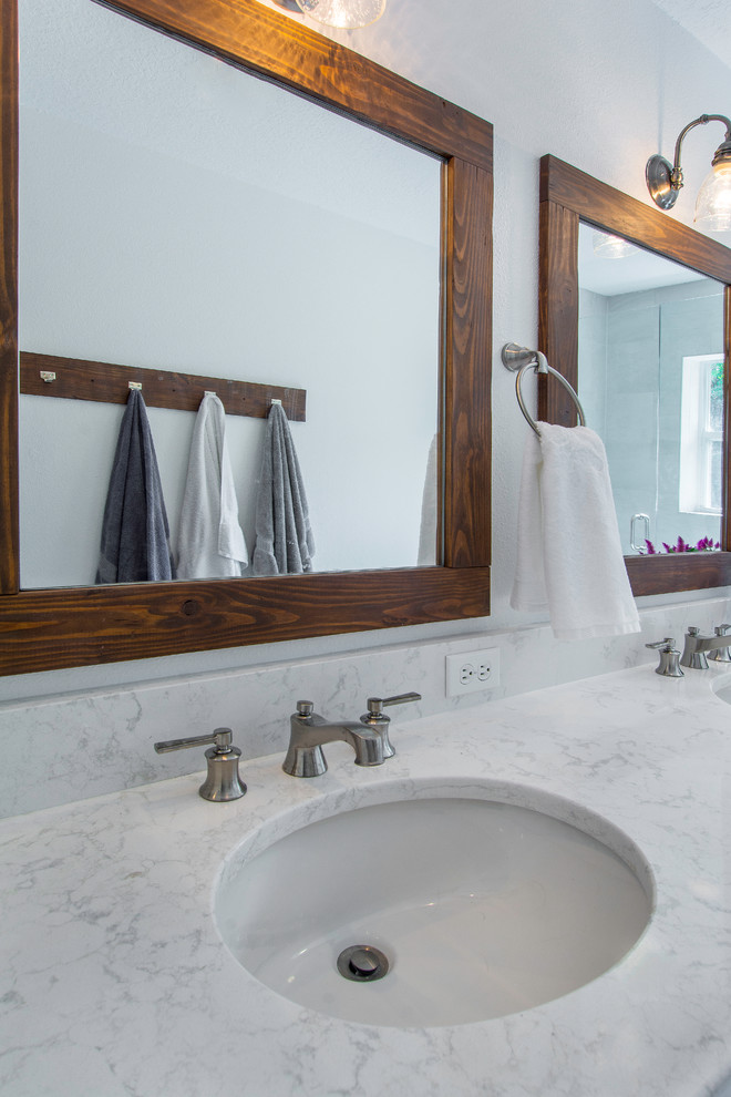 Westchase Kids Bath Traditional Bathroom Tampa by Lindross