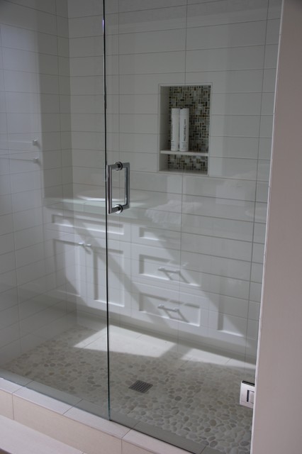 White Shower With Glass Mosaic Niche And Pebble Floor Modern Bathroom New York By Fiorano Tile Showrooms Houzz Uk - White Pebble Tile Shower Floor White Shower With Glass Mosaic Niche And Pebble Floor Modern Bathroom New York By Fiorano Tile Showrooms Houzz Uk - White Pebble Tile Shower Floor
