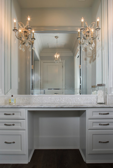 26 Traditional Acadian Southern Master Bathroom Vanity Clásico Cuarto De Baño Houston 