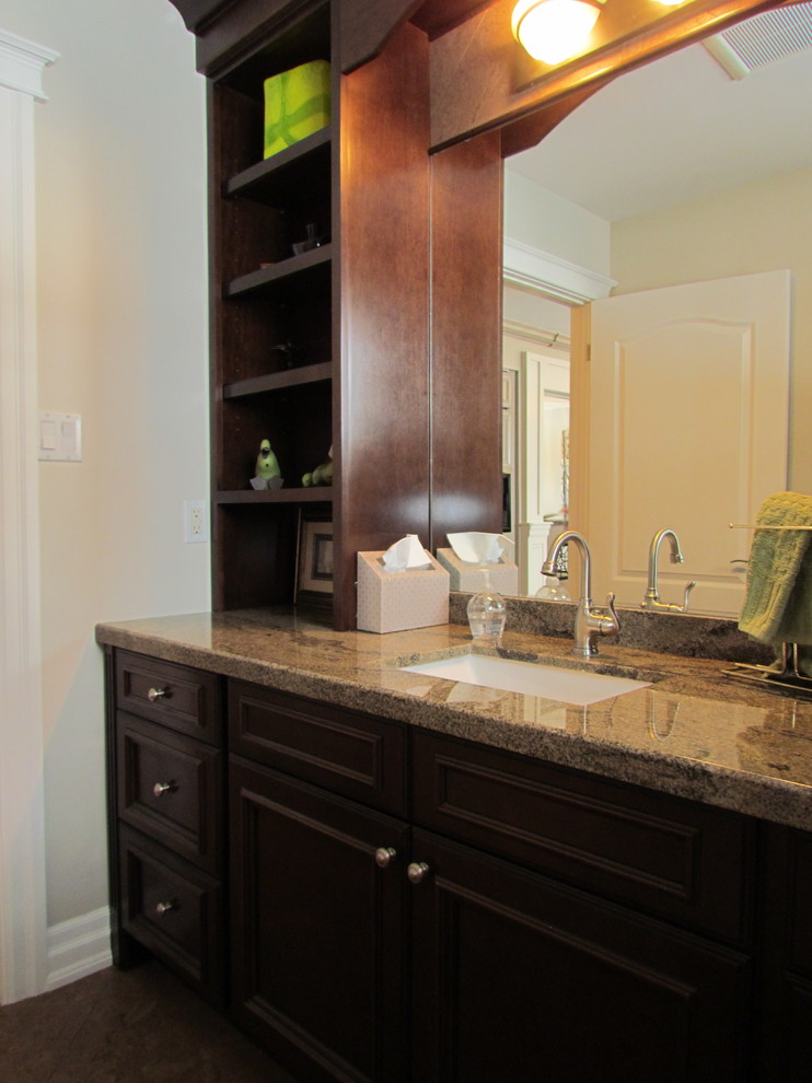 Woodcrest Maple Cappuccino with black glaze Wall Unit Traditional