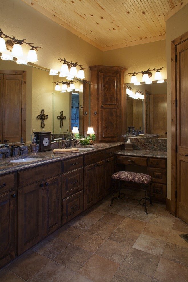 This is an example of a rustic bathroom in Dallas.