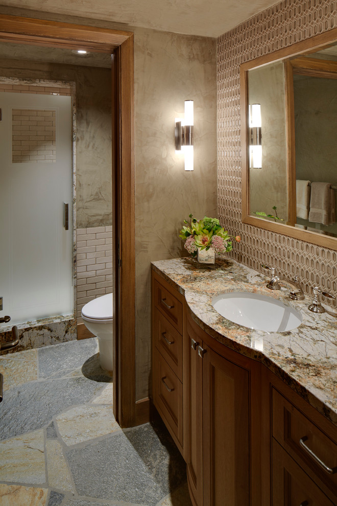 Example of a classic bathroom design in San Francisco