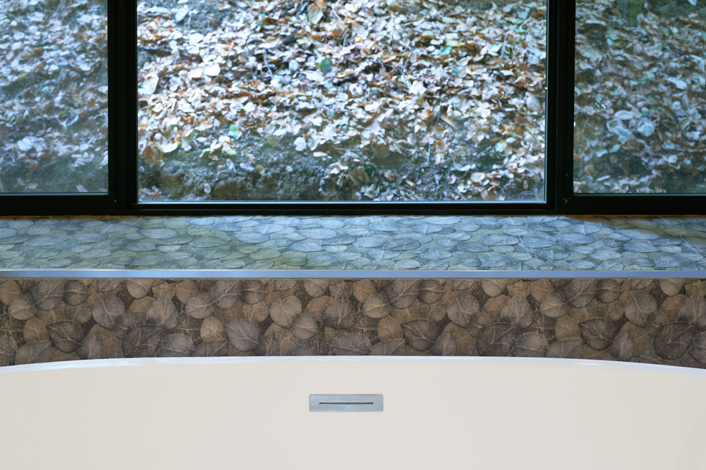Immagine di una stanza da bagno padronale design di medie dimensioni