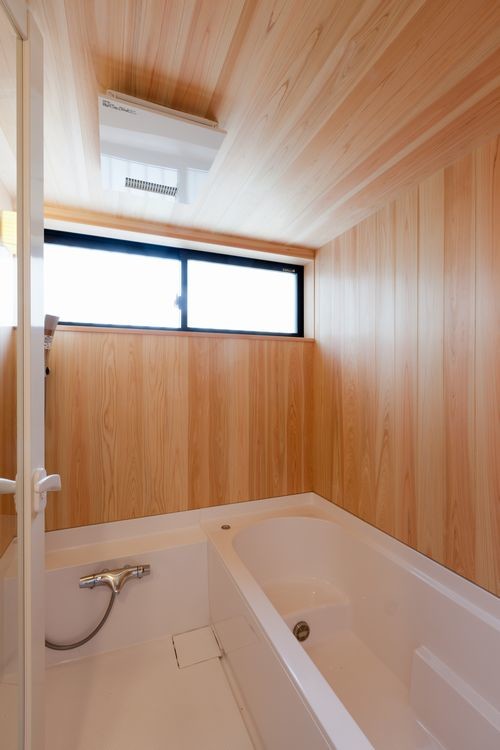 東京都下にある和風のおしゃれな浴室の写真