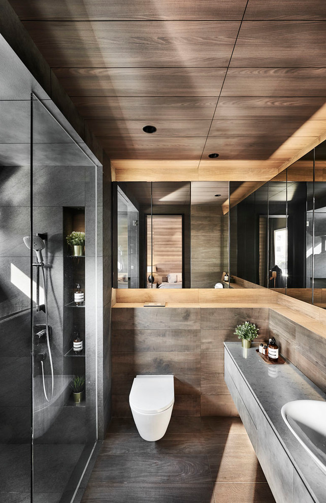 This is an example of a modern bathroom in Singapore.