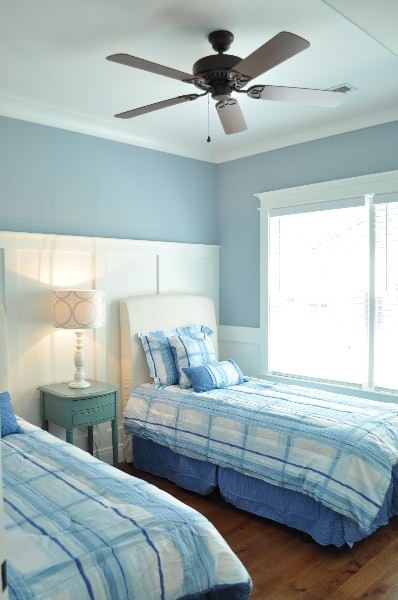 Island style bedroom photo in Philadelphia