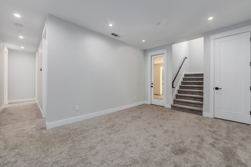 Example of a mid-sized country guest carpeted and gray floor bedroom design in Sacramento with gray walls