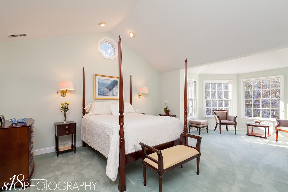 Bedroom - large traditional carpeted bedroom idea in Philadelphia with green walls
