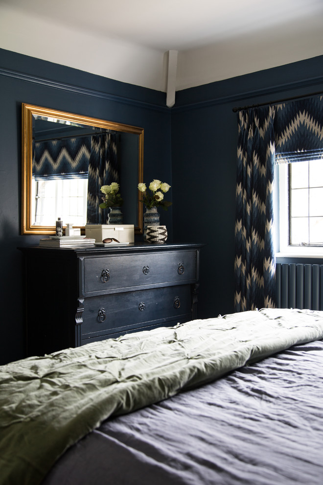 Inspiration for a traditional bedroom in Kent.