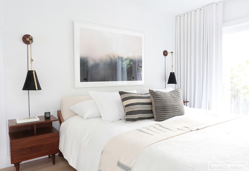 Design ideas for a scandi bedroom in Los Angeles.