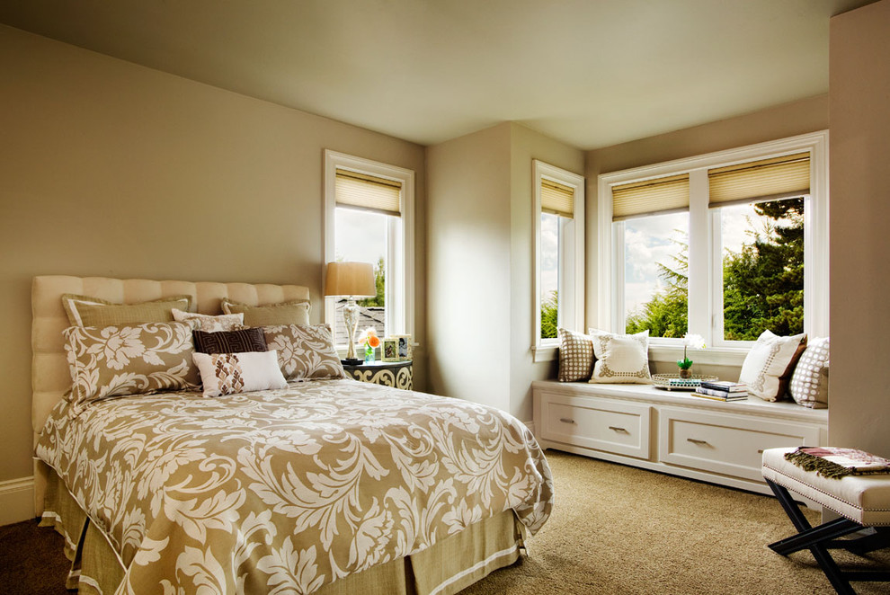 This is an example of a classic bedroom in Portland.