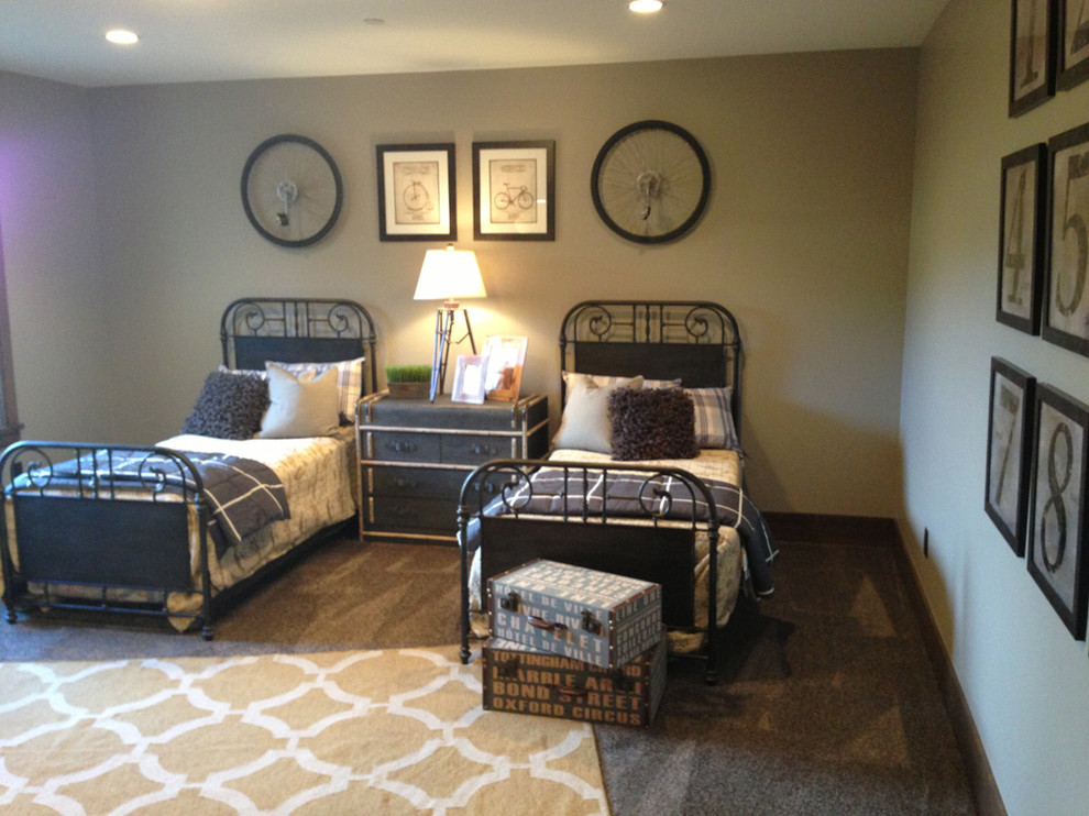 Design ideas for a large urban guest bedroom in Salt Lake City with grey walls, carpet and no fireplace.