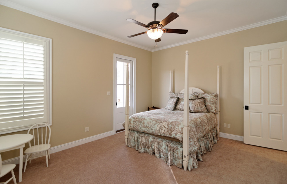 This is an example of a traditional bedroom in New Orleans.
