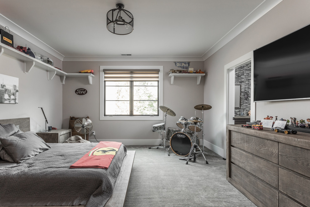 Foto de habitación de invitados mediterránea grande con paredes grises, moqueta y suelo gris