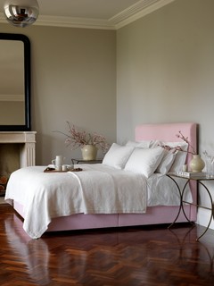 5 комнат, в которых можно использовать розовый цвет и не превратить их в домик для Барби