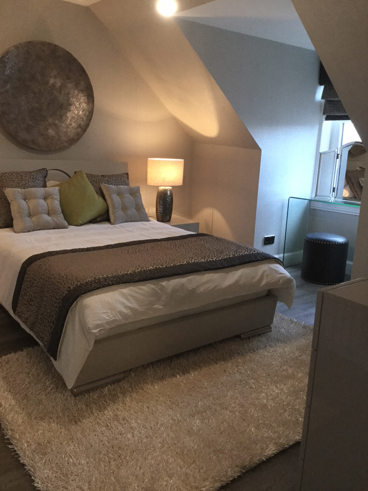 A Guest Bedroom MakeOver Contemporary Bedroom Glasgow by XS