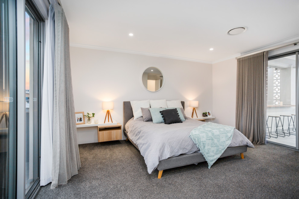 Diseño de dormitorio minimalista con paredes beige, moqueta y suelo gris