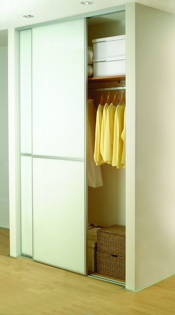 Alcove Wardrobes - Sliding Doors - Modern - Bedroom - London - by Alcove  Designs | Houzz IE