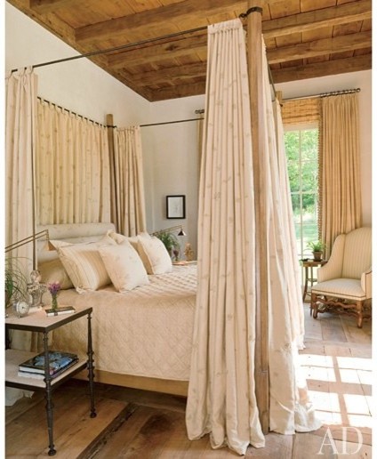 Bedroom - country bedroom idea in Bridgeport