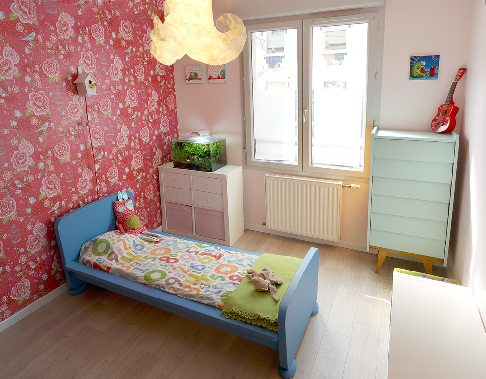 Imagen de dormitorio escandinavo pequeño