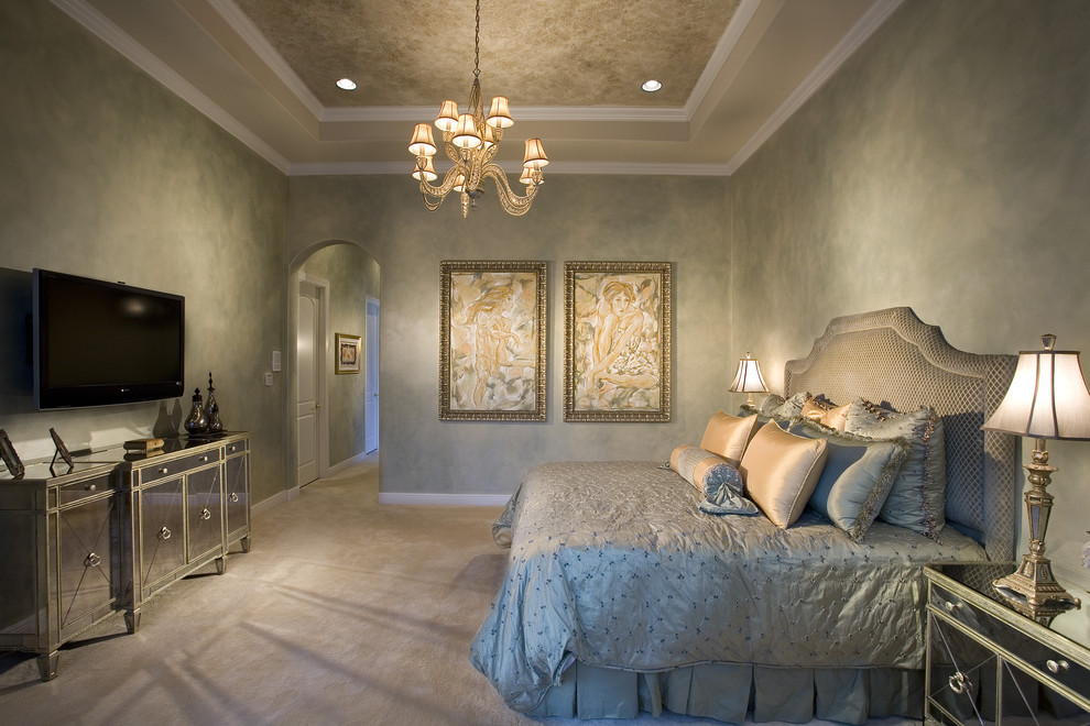 Inspiration for a traditional bedroom in Miami with grey walls, carpet and beige floors.