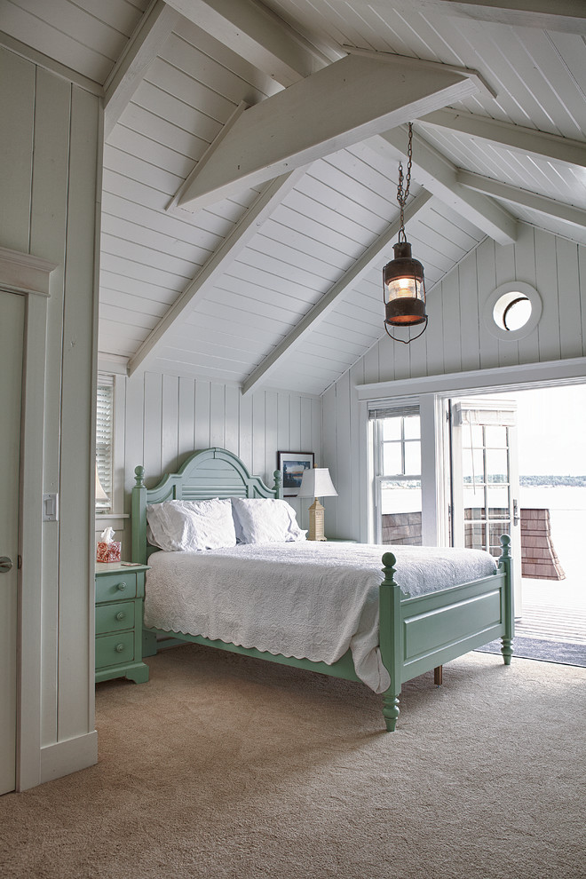 Bedroom - coastal carpeted bedroom idea in Seattle with white walls
