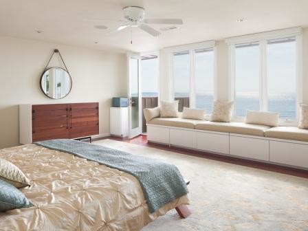 フィラデルフィアにあるビーチスタイルのおしゃれな寝室
