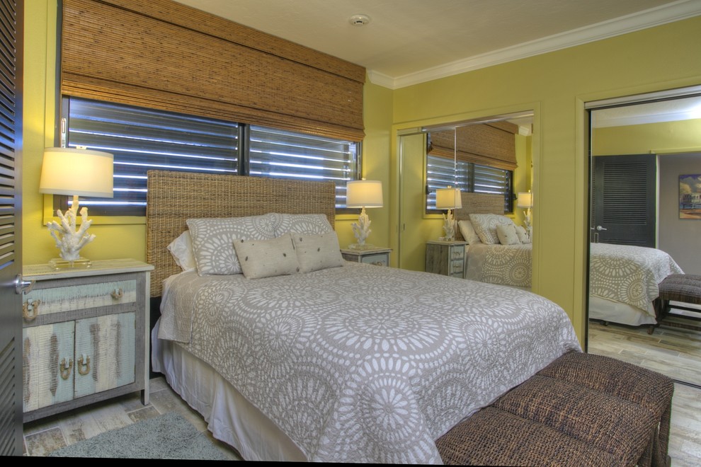 Example of an island style bedroom design in Tampa