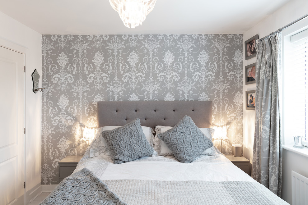 Источник вдохновения для домашнего уюта: хозяйская спальня среднего размера в современном стиле с белыми стенами