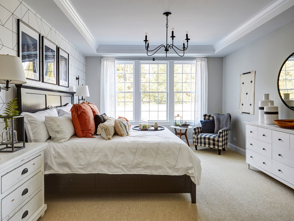 Bedroom - coastal master carpeted and beige floor bedroom idea in Chicago with gray walls and no fireplace