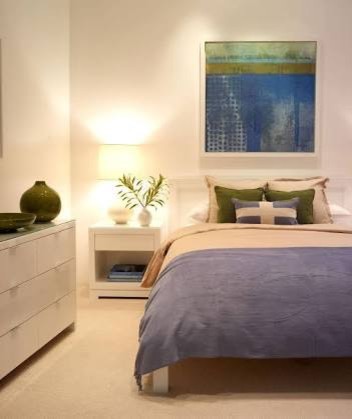 Design ideas for a traditional bedroom in Perth.