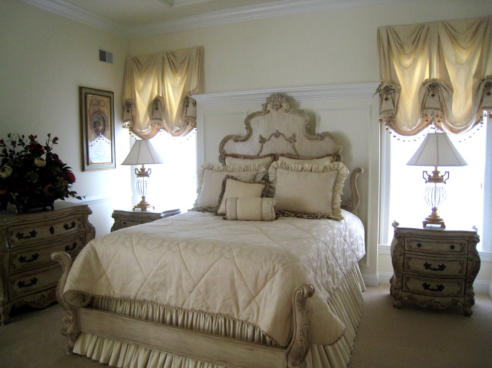 Inspiration for a timeless bedroom remodel in New York
