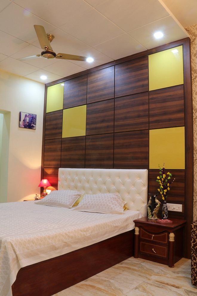 Bedroom - Modern - Bedroom - Kolkata - by CEE BEE Design Studio | Houzz