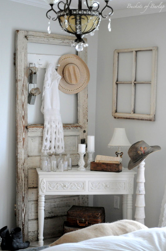 Inspiration for a shabby-chic style bedroom in New Orleans.