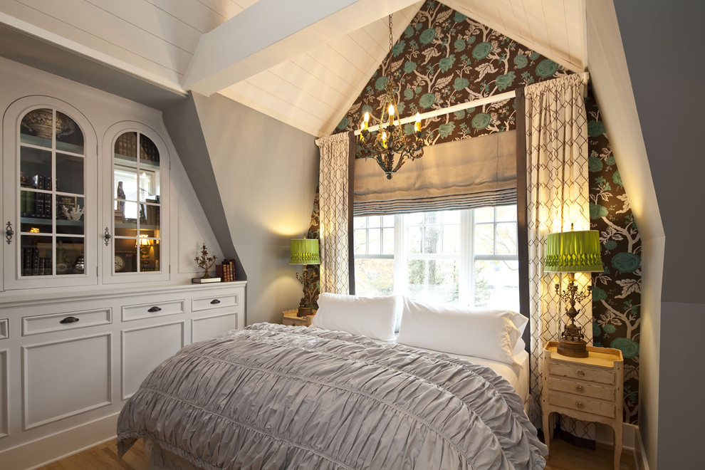 Inspiration for a traditional bedroom in Minneapolis with grey walls.