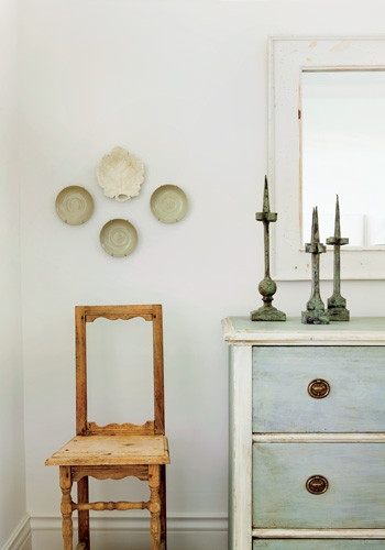 How to Use Milk Paint and Chalk Paint