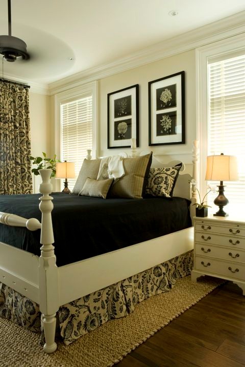 Bedroom - eclectic bedroom idea in Charleston